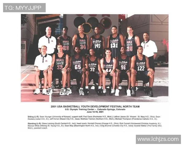 贾巴尔与姚明的篮球传奇交汇与友谊深度解析 贾巴尔与姚明的篮球传奇交汇与友谊深度解析