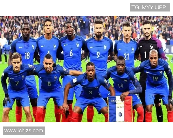 世界杯精彩对决：里昂与巴黎圣日耳曼战成平局乌龙球成焦点瞬间