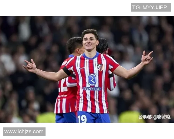 德甲激战马竞大胜里昂补时进球引发争议判罚全场沸腾 德甲激战马竞大胜里昂补时进球引发争议判罚全场沸腾