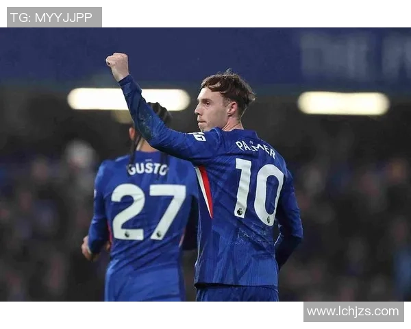 中超精彩对决波尔图大胜切尔西帽子戏法引发争议判罚热议 中超精彩对决波尔图大胜切尔西帽子戏法引发争议判罚热议