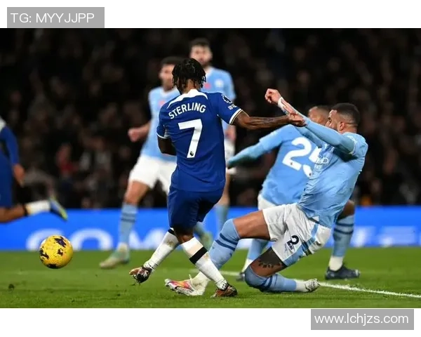 曼城与本菲卡友谊赛激战四季精彩瞬间引发全场热烈反响