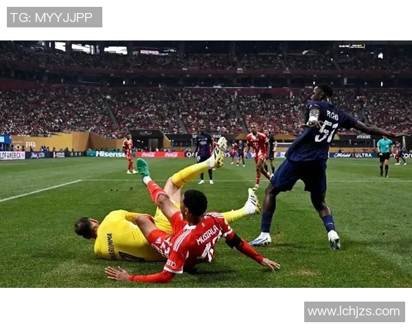 意甲惊现逆转大战巴萨4-3力克拜仁引发争议判罚热议 意甲惊现逆转大战巴萨4-3力克拜仁引发争议判罚热议