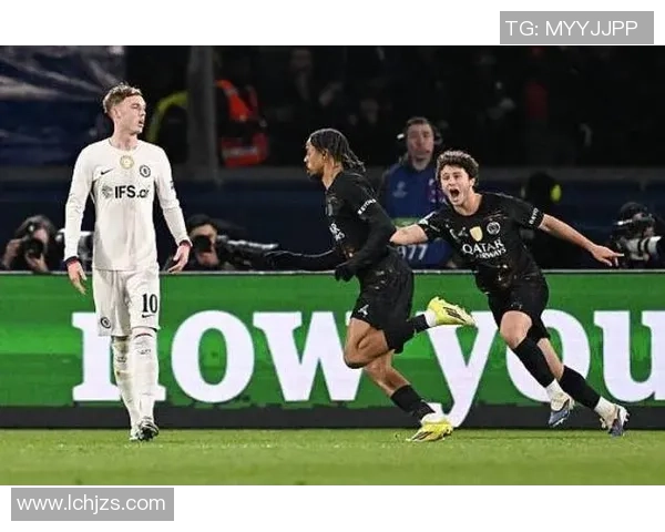 英超激战巴黎圣日耳曼狂胜多特蒙德四球引爆全场激情瞬间回顾